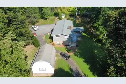 2082 Mountain Valley Church Road, North Wilkesboro, NC 28659 - Photo 2