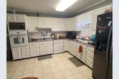 2082 Mountain Valley Church Road, North Wilkesboro, NC 28659 - Photo 22