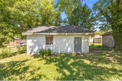 417 Ashburn Street, Graham, NC 27253 - Photo 24