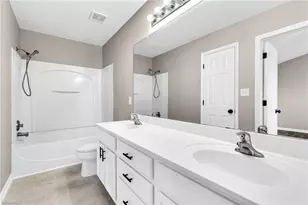 37 Tannenbaum Cir, Greensboro, NC 27410 - Photo 20