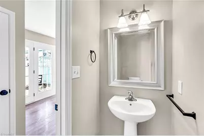 37 Tannenbaum Circle, Greensboro, NC 27410 - Photo 16