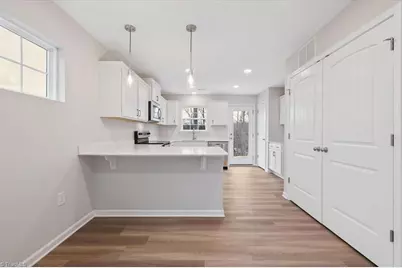 121 Park Ridge Drive, Elkin, NC 28621 - Photo 8