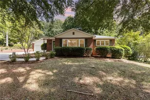 816 Elm St, Eden, NC 27288 - Photo 1