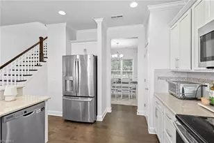 1016 Somerset Dr, Winston-Salem, NC 27103 - Photo 12