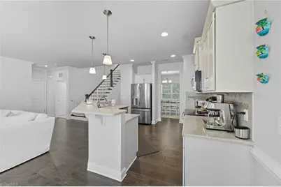 1016 Somerset Drive, Winston-Salem, NC 27103 - Photo 10