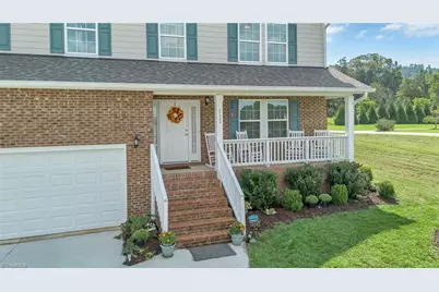 112 Oak Pointe Lane, Wilkesboro, NC 28697 - Photo 6