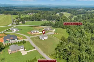 112 Oak Pointe Ln, Wilkesboro, NC 28697 - Photo 4