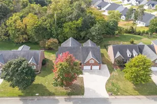 548 Little Creek Dr, Graham, NC 28253 - Photo 6