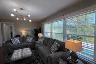 118 Triplett St, Jonesville, NC 28642 - Photo 10