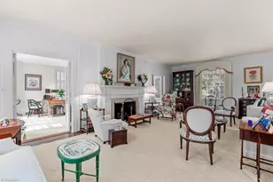 404 Country Club Dr, Greensboro, NC 27408 - Photo 8