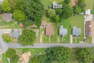 606 Cedar St, Eden, NC 27288 - Photo 34