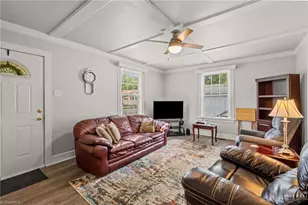 606 Cedar St, Eden, NC 27288 - Photo 8