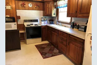 4163 Nc Highway 704, Madison, NC 27025 - Photo 12