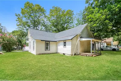 521 E 1st Street, Lexington, NC 27292 - Photo 14