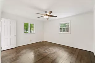 5306 Guida Dr, Greensboro, NC 27410 - Photo 18