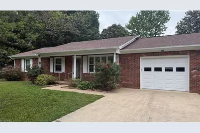 108 Hinshaw Avenue, Yadkinville, NC 27055 - Photo 6