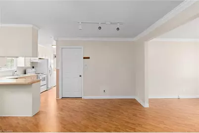 108 Hinshaw Avenue, Yadkinville, NC 27055 - Photo 8