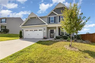 4697 Deveron Dr, Kernersville, NC 27284 - Photo 2