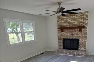 165 Rockaway Dr, Winston-Salem, NC 27107 - Photo 4