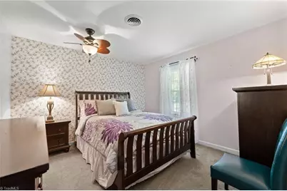 4 Kempton Drive, Greensboro, NC 27406 - Photo 26