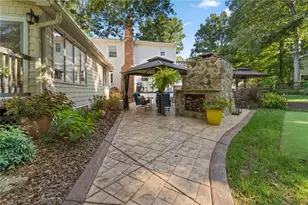 4 Kempton Dr, Greensboro, NC 27406 - Photo 32