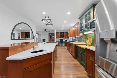 4 Kempton Drive, Greensboro, NC 27406 - Photo 4