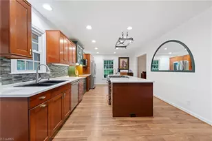 4 Kempton Dr, Greensboro, NC 27406 - Photo 6