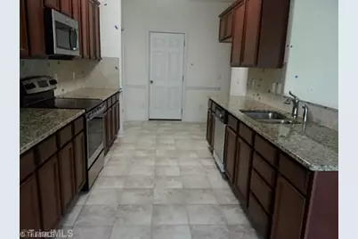 6010 Trailshead Drive, Greensboro, NC 27405 - Photo 4