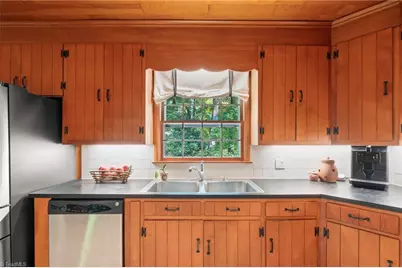 510 Otteray Avenue, High Point, NC 27262 - Photo 14