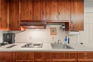 510 Otteray Ave, High Point, NC 27262 - Photo 34