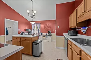 6424 Highland Oak Dr, Greensboro, NC 27410 - Photo 8