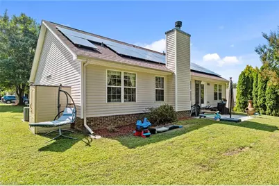 6424 Highland Oak Drive, Greensboro, NC 27410 - Photo 24