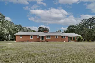 4142 Sadie Rd, Seagrove, NC 27341 - Photo 1