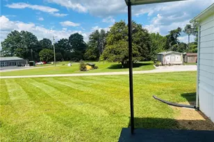 115 Stout Ln, Pilot Mountain, NC 27041 - Photo 4