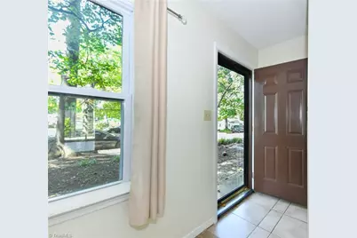 811 Scott Avenue, Greensboro, NC 27403 - Photo 4