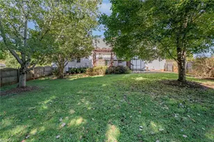 6393 Willow Hill Ct, Pleasant Garden, NC 27313 - Photo 8