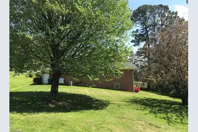 2149 Margaret Drive, Mount Airy, NC 27030 - Photo 4