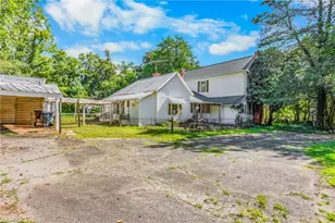 420 Carolina Ave, Yadkinville, NC 27055 - Photo 14