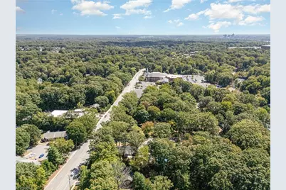 2200 Hathaway Drive, Greensboro, NC 27408 - Photo 42