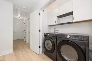 2200 Hathaway Dr, Greensboro, NC 27408 - Photo 26