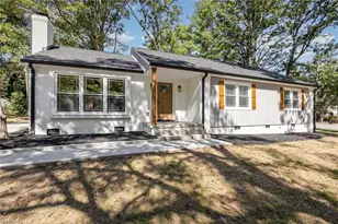 2200 Hathaway Dr, Greensboro, NC 27408 - Photo 32