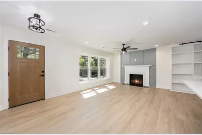 2200 Hathaway Drive, Greensboro, NC 27408 - Photo 6