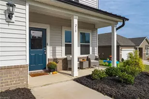 218 Braeburn Dr, Graham, NC 27253 - Photo 4