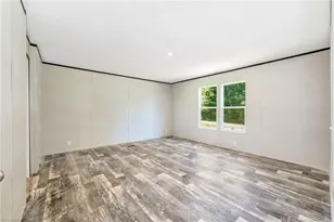 324 Center Ln, Thurmond, NC 28683 - Photo 32