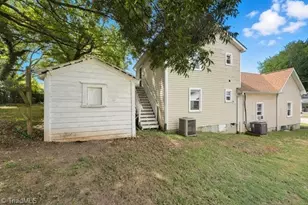 815 Milton St, Greensboro, NC 27403 - Photo 36