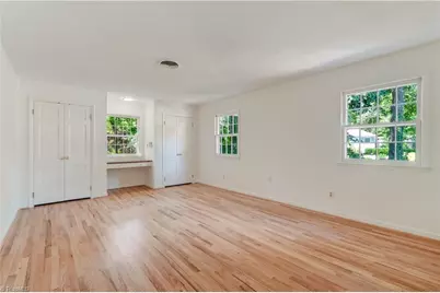 42 Kemp Road E, Greensboro, NC 27410 - Photo 16