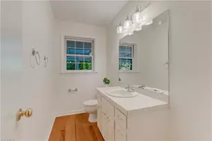 42 Kemp Rd E, Greensboro, NC 27410 - Photo 20