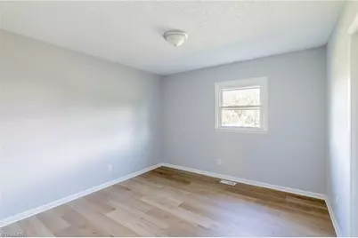 4244 Reidsville Road, Winston-Salem, NC 27101 - Photo 10