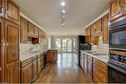 3141 Robinhood Road, Winston-Salem, NC 27106 - Photo 4