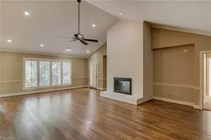 3141 Robinhood Rd, Winston-Salem, NC 27106 - Photo 2